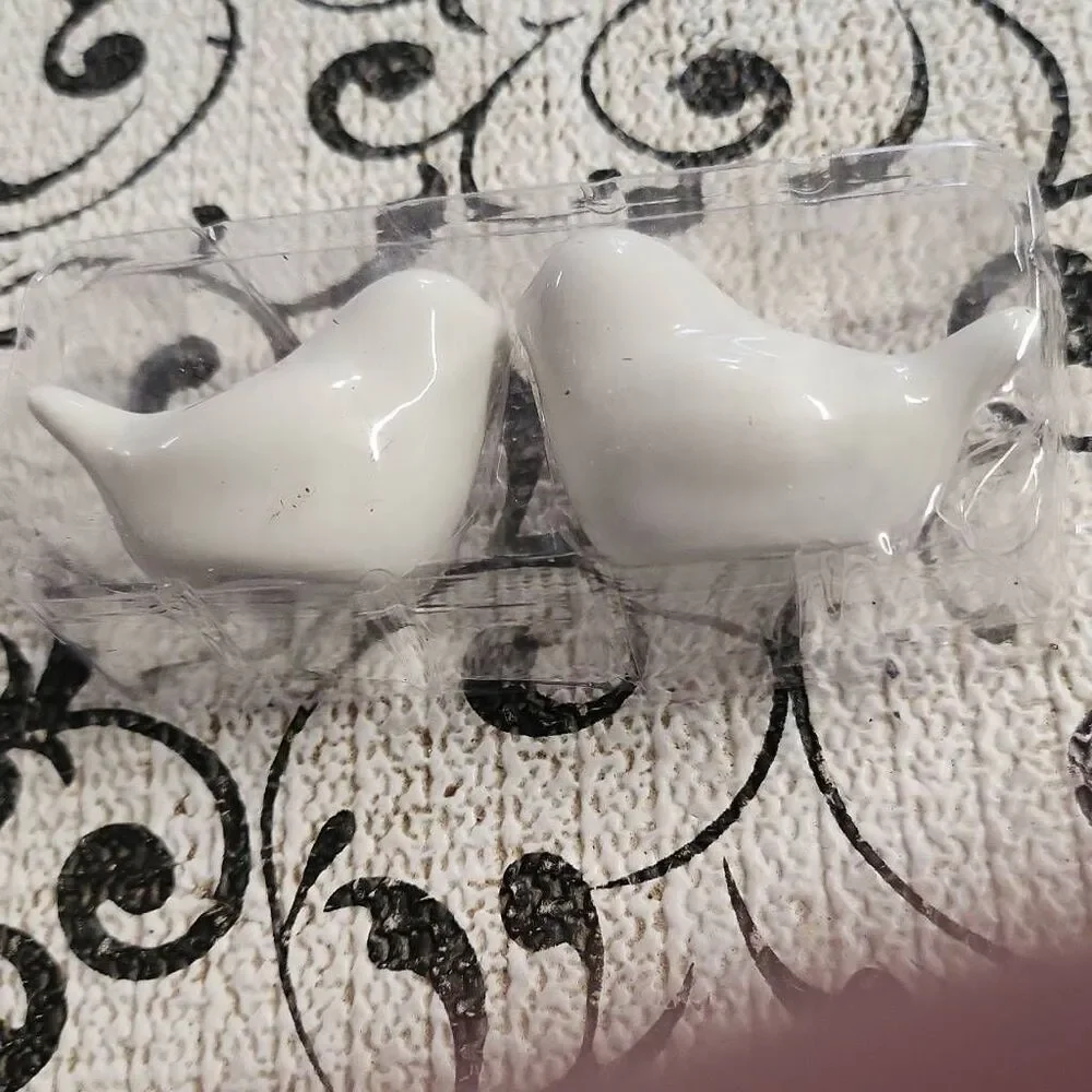 Petite Love Bird Salt and Pepper Shakers